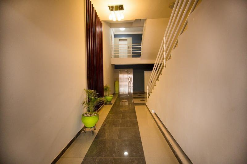 Earl Heights Suites Hotel Accra Extérieur photo