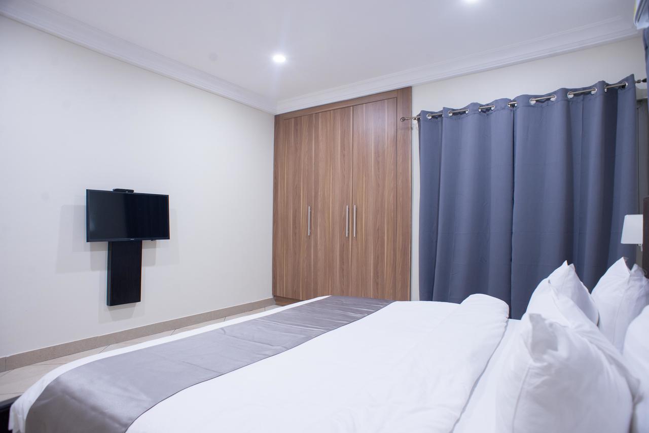 Earl Heights Suites Hotel Accra Extérieur photo
