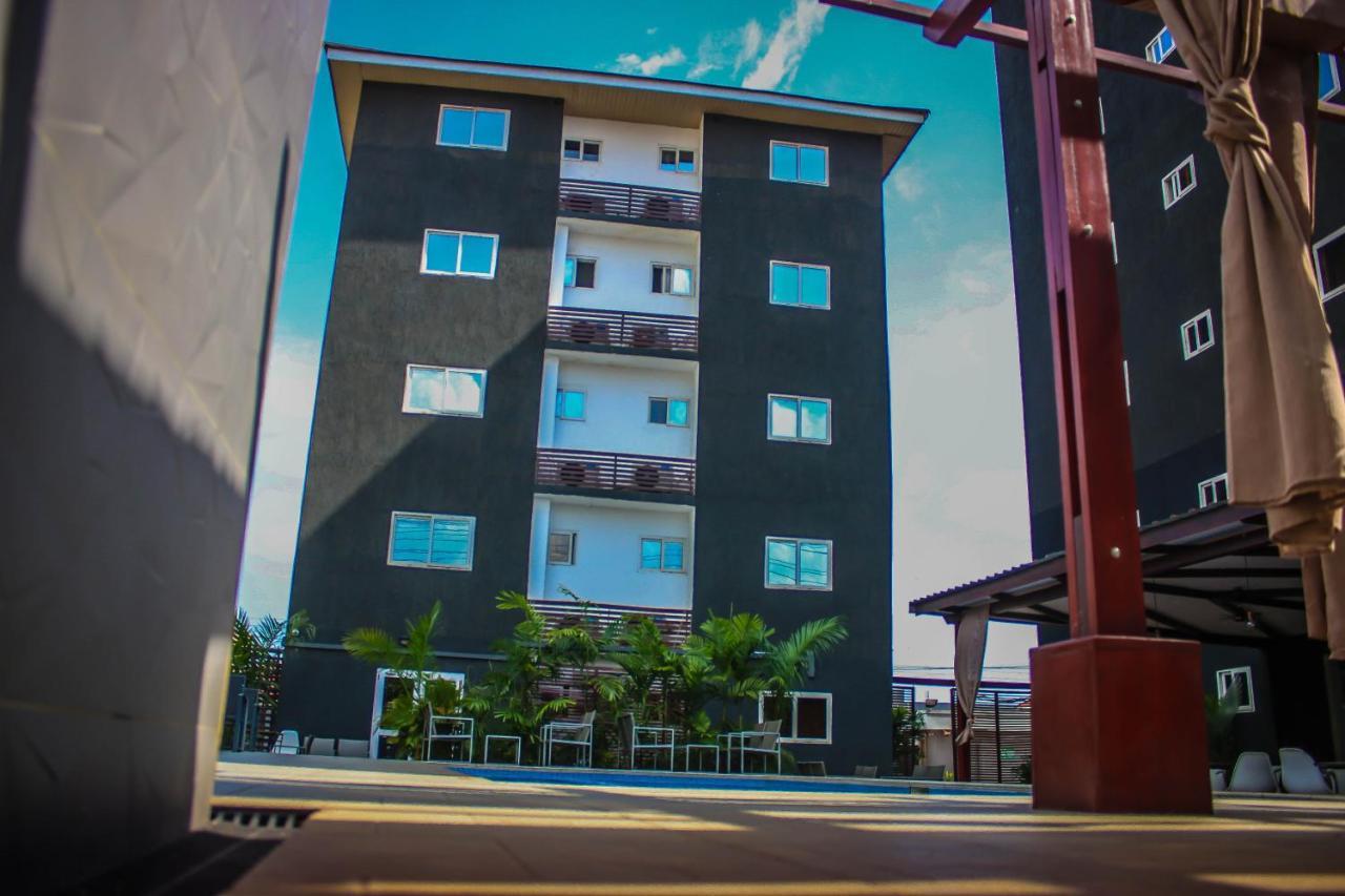 Earl Heights Suites Hotel Accra Extérieur photo